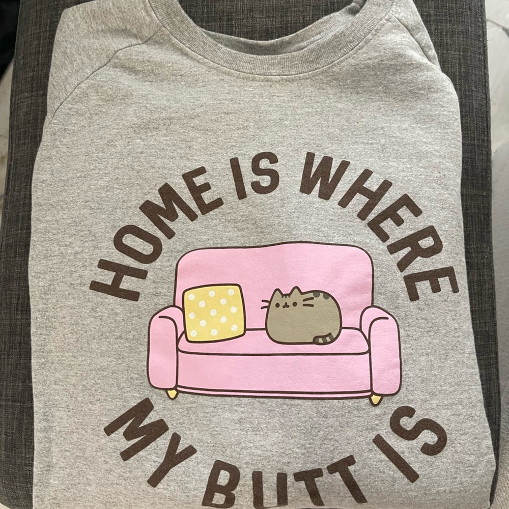 Pusheen Sweater